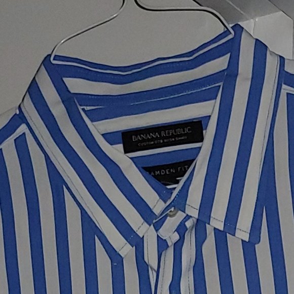 Banana Republic Mens Size Med Blue Striped White 100% Cotton Camden fiShirt - Picture 2 of 5